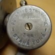 Detail n�pisu na t�le navij�ku